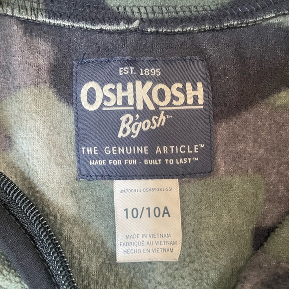 Three Oshkosh B’gosh fleece sweaters. Like new condition. $40 for all. - Picture 7 of 7